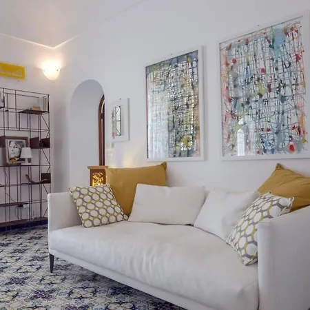 Casa Baker Luxury Holiday home *