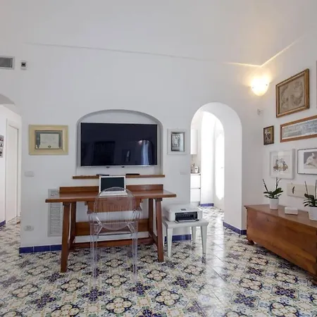 Casa Baker Luxury Holiday home *